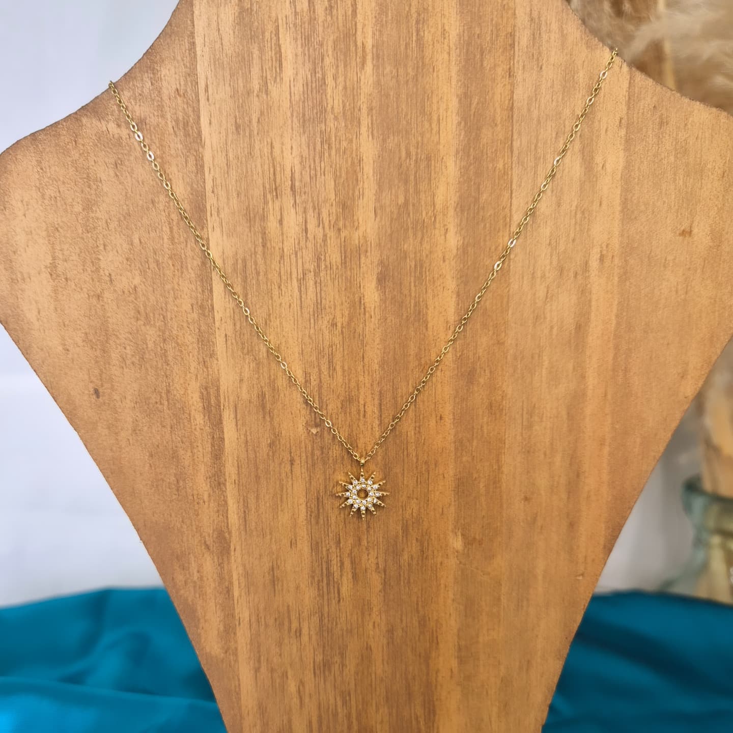 Collier Sun