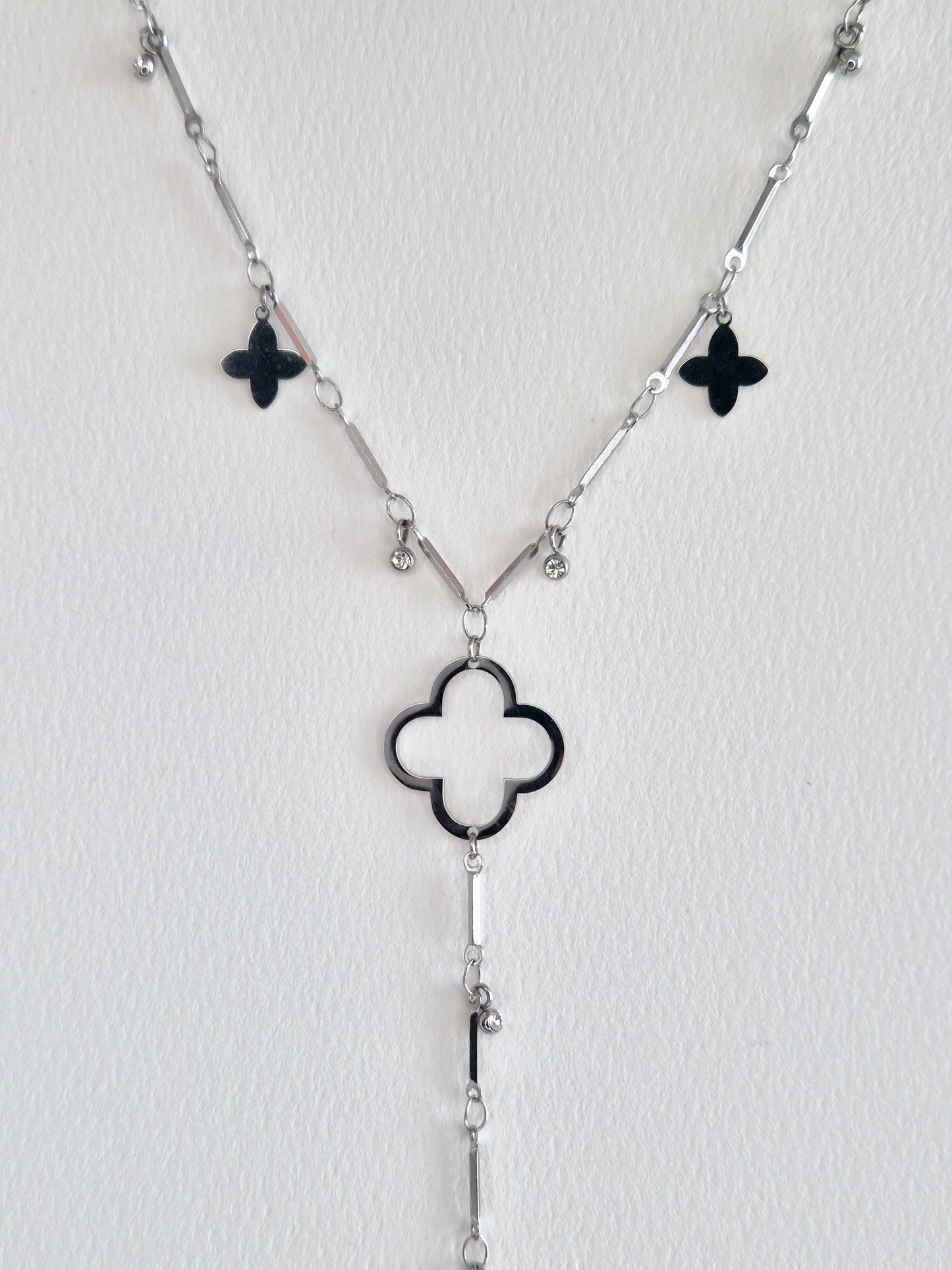 Collier Y Shontelle