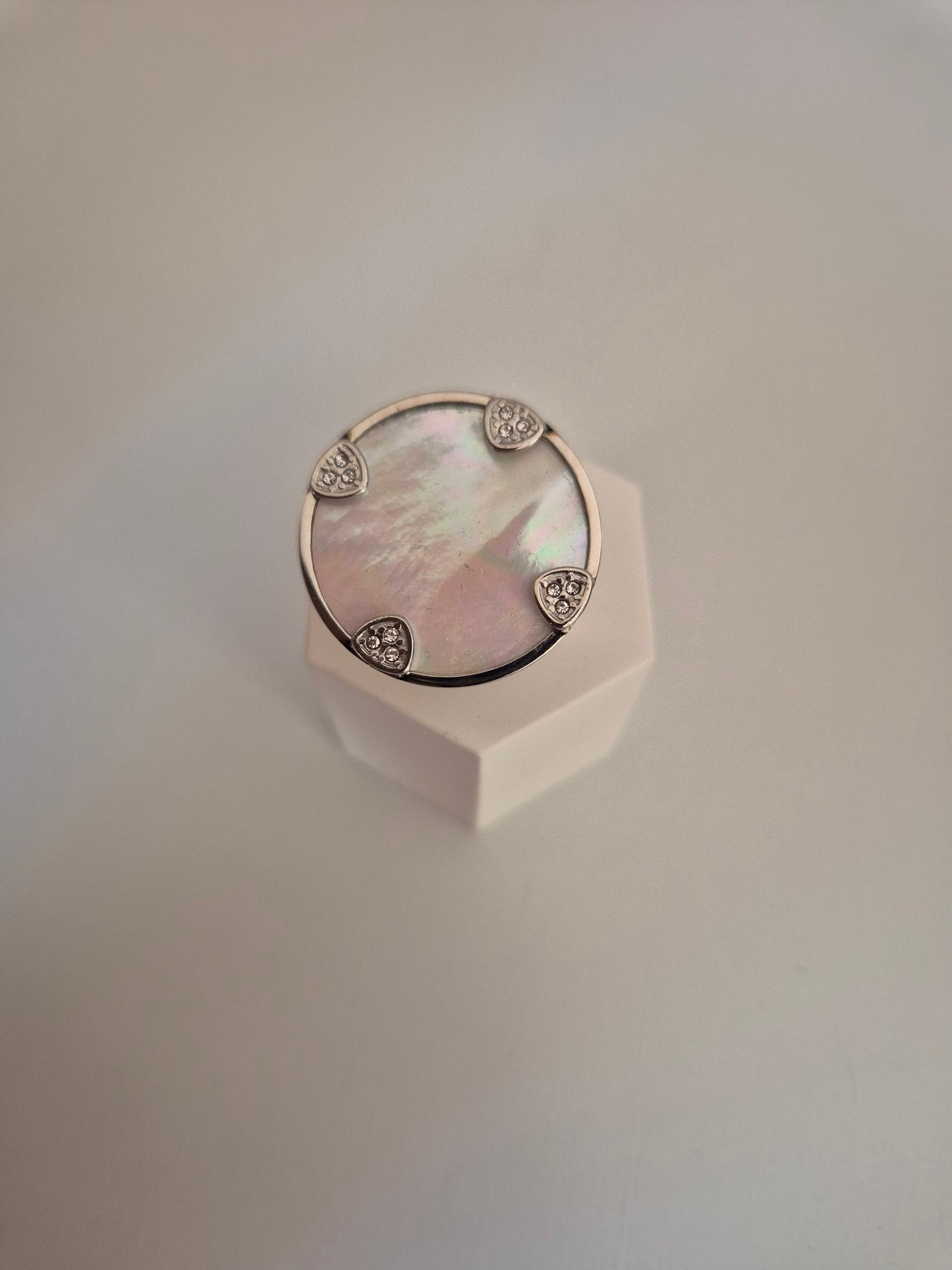 Bague Nehuda