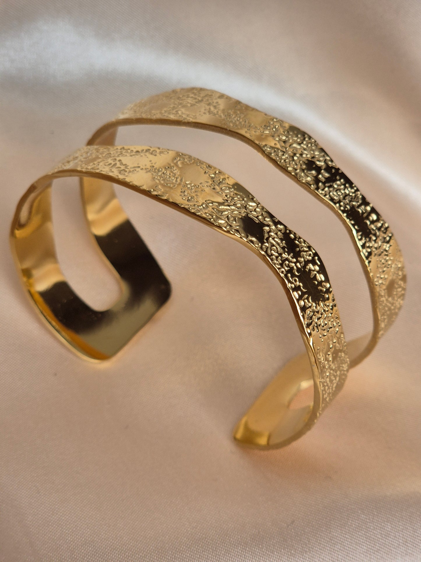 Bracelet manchette Aria