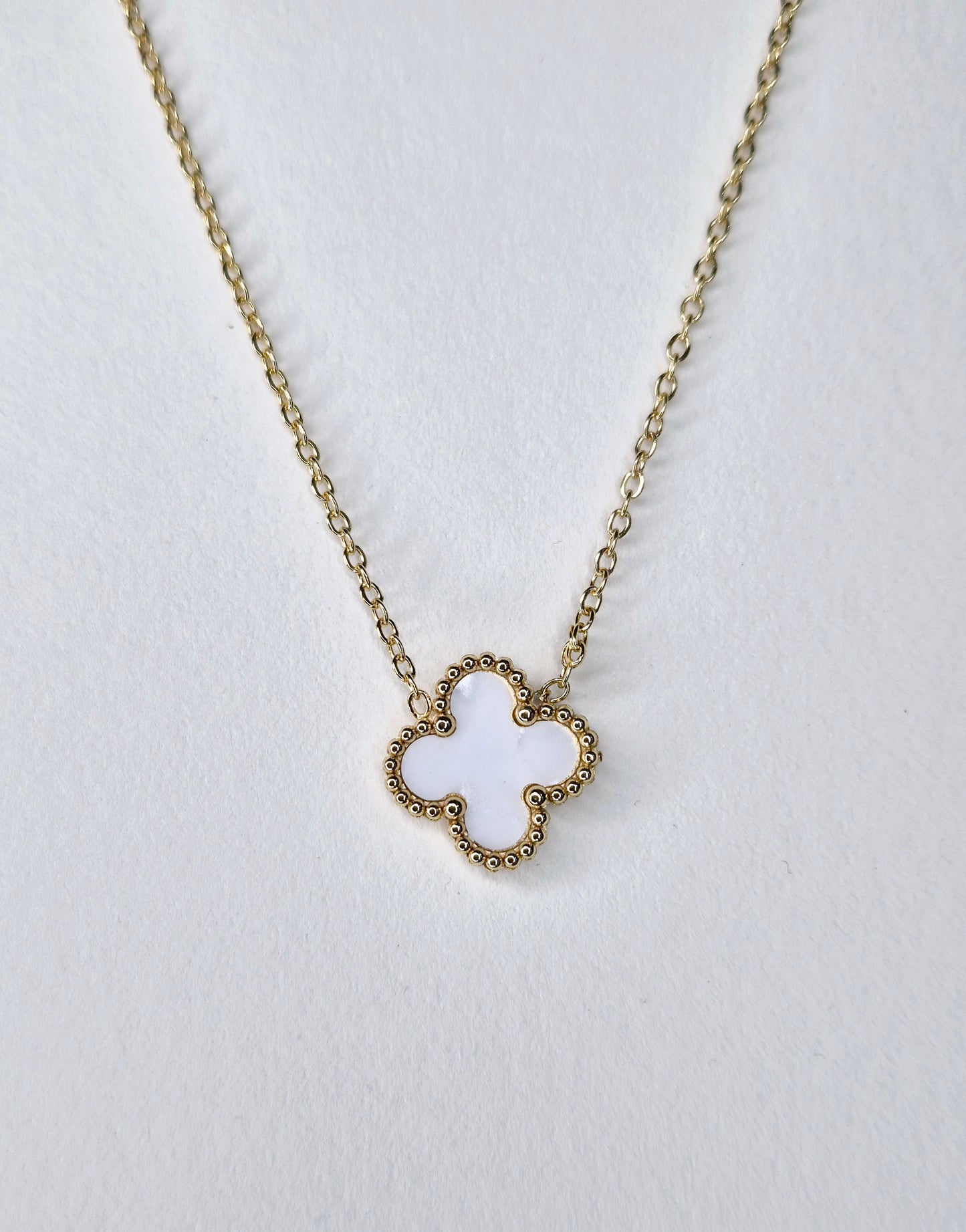 Collier Lina