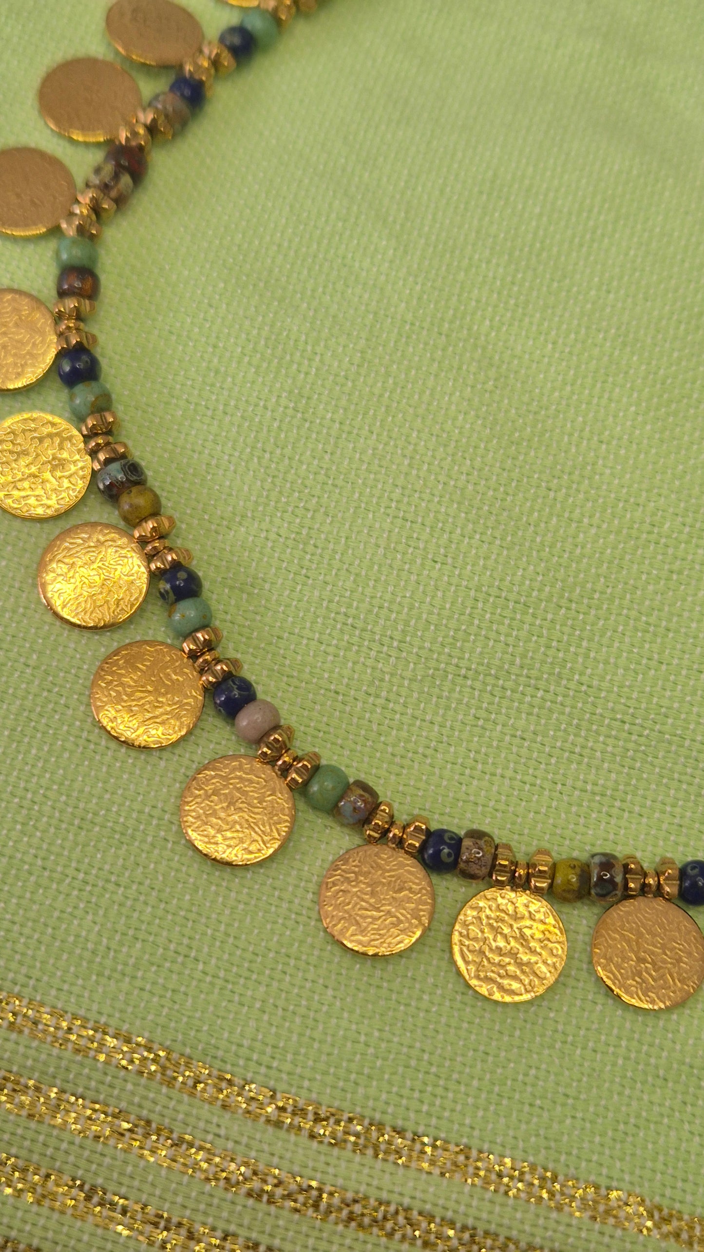 Collier Devy