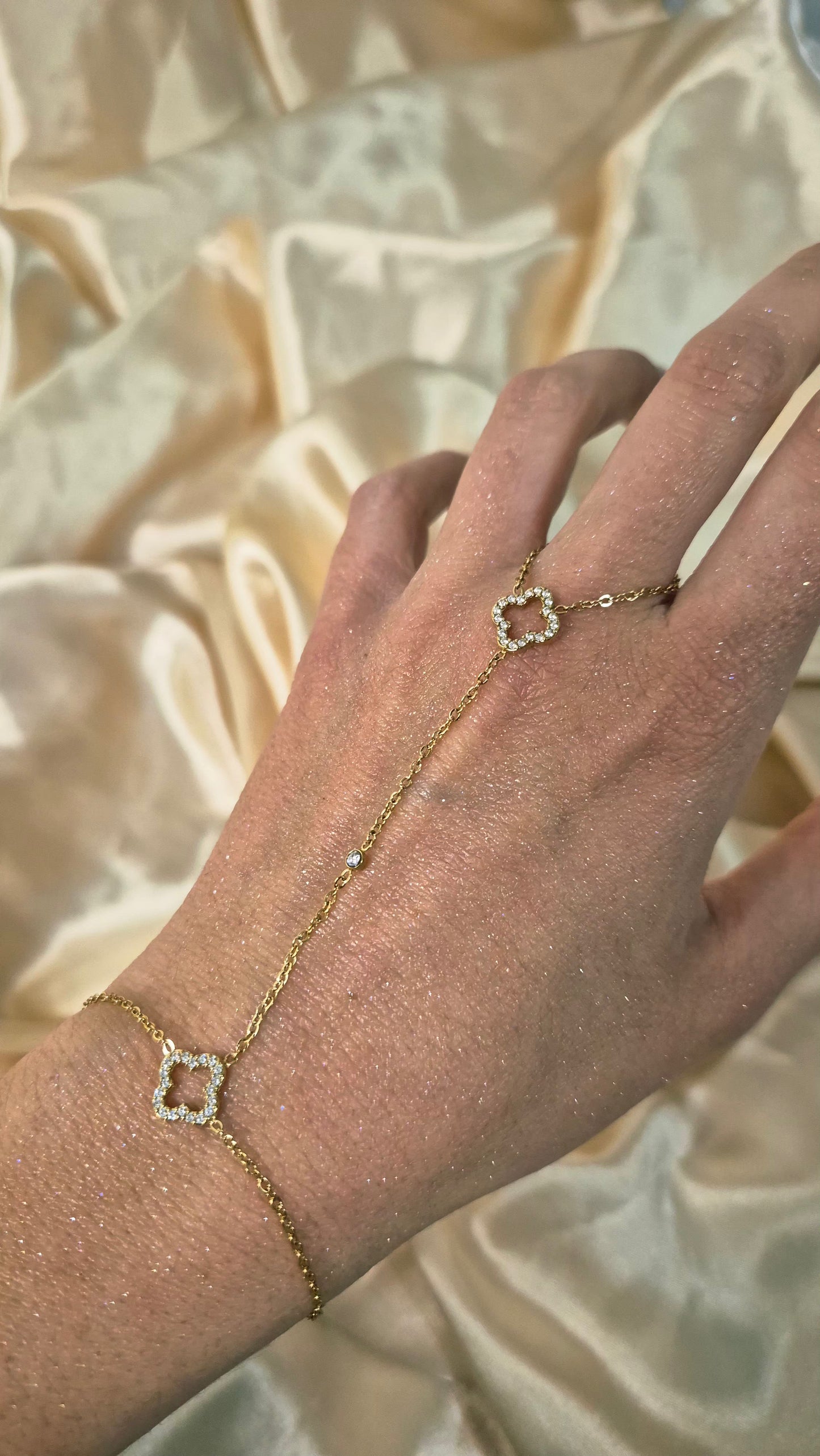 Chaîne de main Victorine